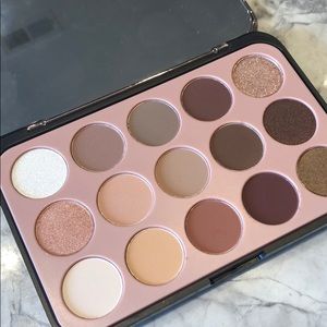 BH Cosmetics Glamreflection Rosé Eyeshadow Palette